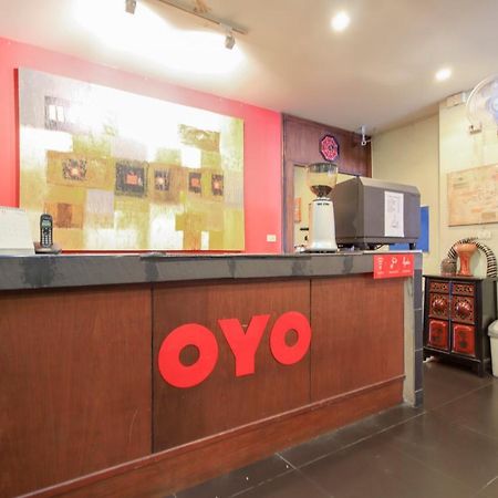 Oyo 1054 Phuket Backpacker Hostel Kültér fotó