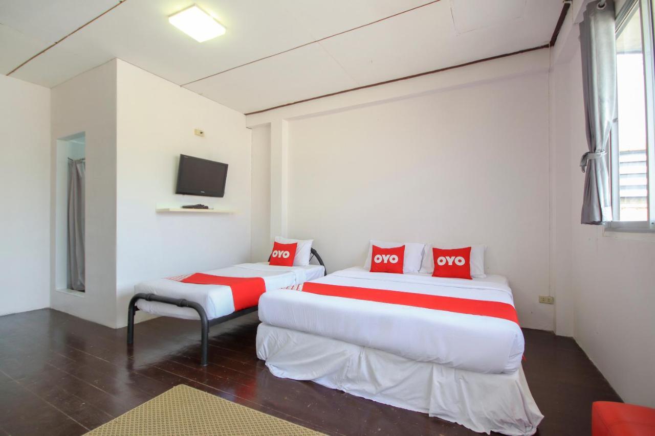 Oyo 1054 Phuket Backpacker Hostel Kültér fotó