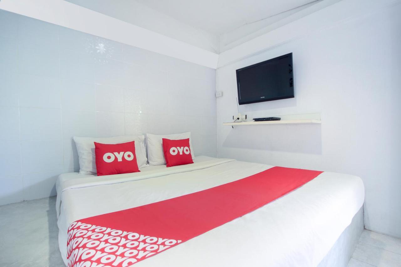 Oyo 1054 Phuket Backpacker Hostel Kültér fotó